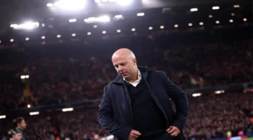 إقالة سلوت من تدريب ليفربول تعكس أزمة فنية تؤثر على مستقبل الفريق 1